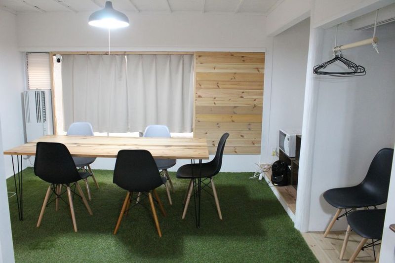 打ち合わせ・面談＆リラックススペース【3階】 - ふわ芝レンタルスペース