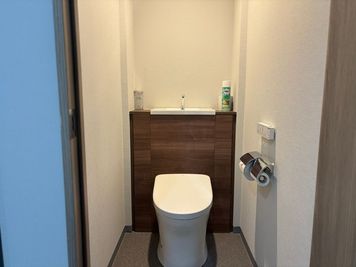 GOZAR九段下｜2024年7月に２フロア同時オープン 【商用利用・撮影用】GOZAR九段下 SHIRO 8Fの室内の写真