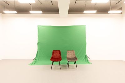 グリーンバックでの撮影も可能です！ - CheeredSTUDIO(博龍ビル) チアードスタジオの室内の写真