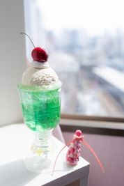 自然光がとても綺麗に入ります。
高田馬場駅を見下ろせます。 - レンタルスペース＆スタジオ＆カフェ【DOLCE 】高田馬場店の室内の写真