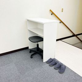 受付カウンター、演台としてもご利用頂けます。 - 【小金井スペース】New東小金井駅🚃50㎡/Wi-Fi📶 レンタルスタジオ　小金井スペースの設備の写真