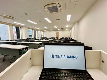 【司会台から一番後ろの席まで見渡せます】 - TIME SHARING 京橋 SC新京橋ビル 7Cの室内の写真