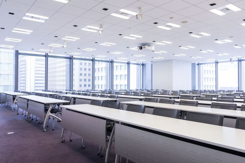 Room　901 - 新丸ビルコンファレンススクエア