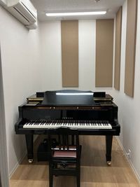 ヤマハミュージック直営教室！【ららぽーと福岡４F】ピアノの練習ができるお部屋です♪ - 福岡南センター ららぽーと