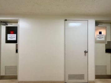 【お手洗いは、エレベーターを降りて右手にございます。】 - 【閉店】TIME SHARING MID POINT 大森 【閉店】5-44のその他の写真