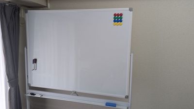 ホワイトボード（両面使用可） - 貸し会議室ぷろぐれす 貸し会議室ぷろぐれす　浜松町/大門の設備の写真