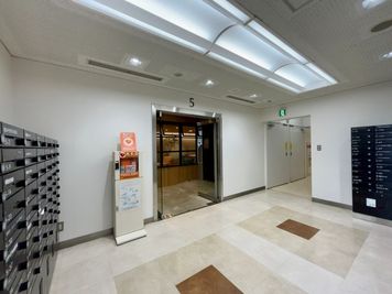 【5階エレベーターホール】 - TIME SHARING MID POINT 大森 【閉店】5-55の室内の写真