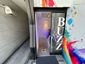 渋谷宮下PARK レンタルスタジオ STUDIO BUZZ Cst の入口の写真