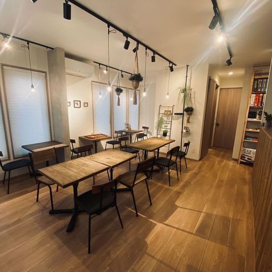 【９～１６名用/無料駐車場あり】坂の上のレンタルスペース - 中央線日野駅 ３００種類のボードゲームで遊べるレンタルスペース