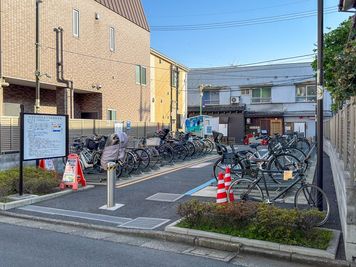 近隣の有料駐輪場
 - Hora 西永福 レンタルスタジオの室内の写真