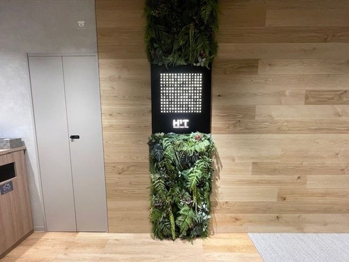 会議室 01(10名) - H¹T新宿三丁目