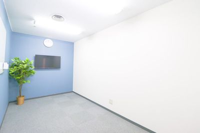 ふれあい貸し会議室 大阪駅前第２ビル ふれあい貸し会議室 梅田No122の室内の写真