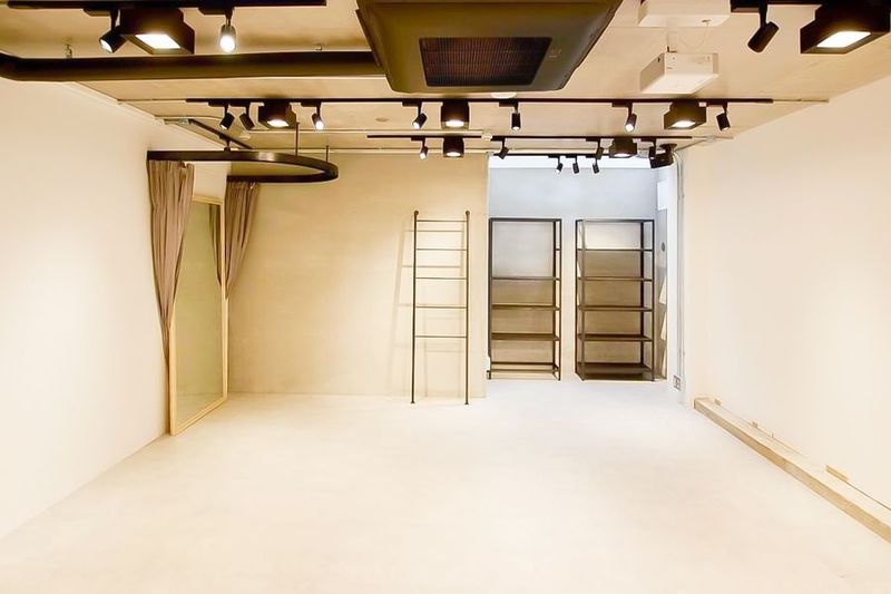 【2F】レンタルスペースマナマナ - レンタルスペースマナマナ