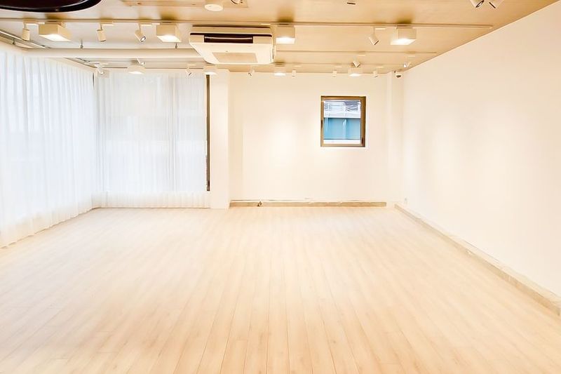 【2F】レンタルスペースマナマナ - レンタルスペースマナマナ