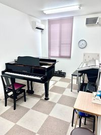音を気にせず弾けるピアノ・エレクトーンの練習ができるお部屋です - ミュージックセンター岡南