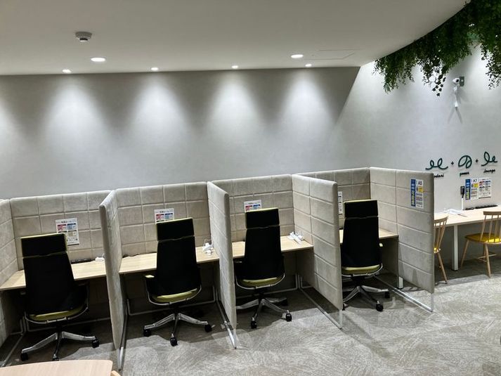 1人用席(通話・会話OK) - 名谷グリーンラウンジ by coin space(コインスペース)