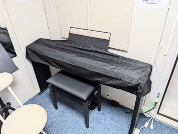 レンタボン・大山スタジオ Ａスタジオ　【エアコン・電子ピアノ付設・2.5帖】の室内の写真