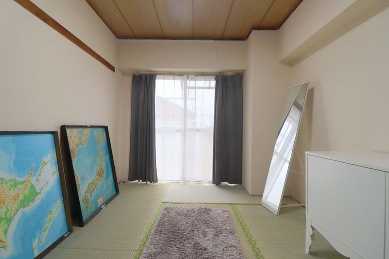 家具完備の落ち着いたレンタルスペースです【即予約可】 - レンタルスペース「イエローマンション」