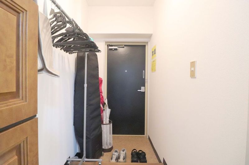 家具完備の落ち着いたレンタルスペースです【即予約可】 - レンタルスペース「イエローマンション」