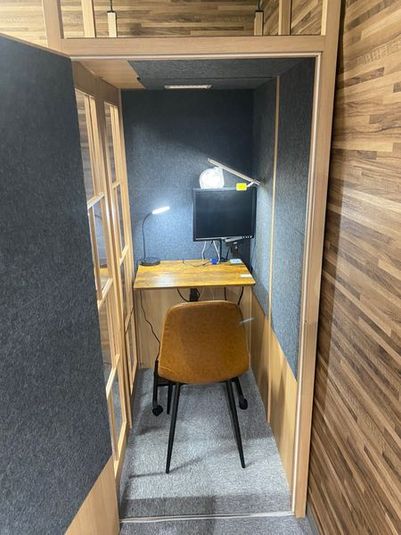 弁天-個室ブース1人用(非防音吸音) - コワーキング新潟弁天