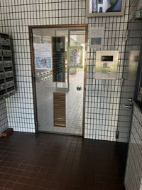 JK Room ビブレ西小倉B館 【角部屋】お家デート💑アクセントウォール🛋地上波📺️３０１の室内の写真