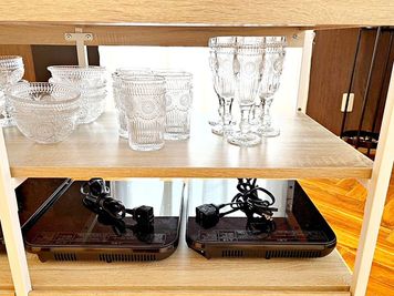 【貸出無料！】おしゃれで種類豊富な食器 - Cook & Parties 四日市 ＼🍸パーティROOM🎁／キッチンスタジオ・会議室付き！の設備の写真