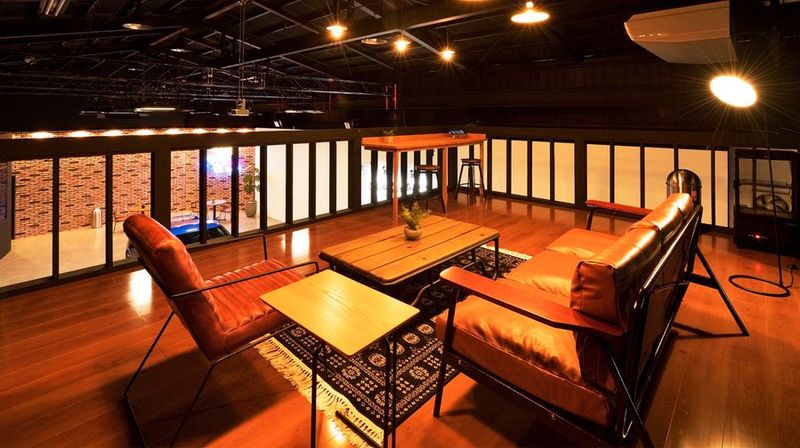 撮影スタジオ - KUHL DEPARTURE（クールデパーチャー）