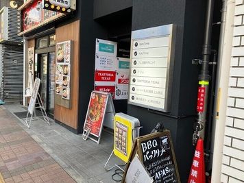 SoloTime 武蔵小杉東急南口 7階 BOOTH BK09（1名用オープン席）の室内の写真