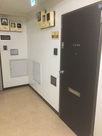 お気軽会議室天神プリンス オープン♪天神駅徒歩5分の会議室の入口の写真