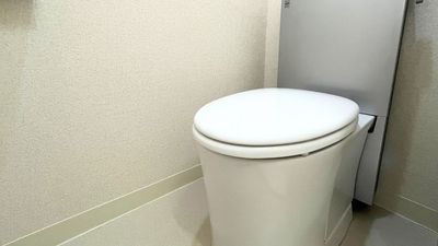 新品のトイレに交換済みです（2024/08）。 - レンタルスタジオ おどルーム 大塚店の設備の写真