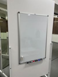 ホワイトボード - ミライスタジオ神田秋葉原 ミライスタジオ＜神田秋葉原Aスタジオ＞_なりたい自分になる。の設備の写真