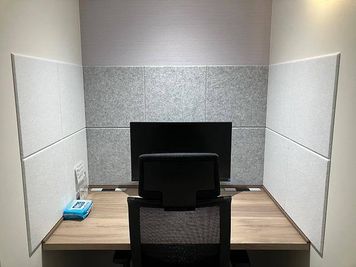 【駅徒歩1分】SoloTime池袋 ROOM IK05/高防音性完全個室/Wi-Fi・電源完備/無料ドリンク・お菓子有 - SoloTime 池袋