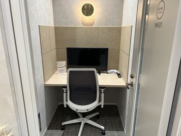 【松山市駅徒歩4分】SoloTime松山 ROOM MK01/高防音性完全個室/Wi-Fi・電源完備/無料ドリンク・お菓子有 - SoloTime 松山