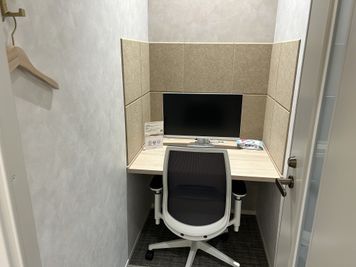 【松山市駅徒歩4分】SoloTime松山 ROOM MK03/高防音性完全個室/Wi-Fi・電源完備/無料ドリンク・お菓子有 - SoloTime 松山
