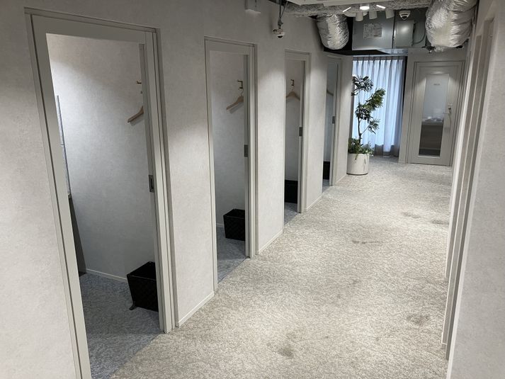 MEETING ROOM（4名用完全個室） - SoloTime 錦糸町