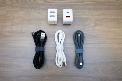 スマートフォン等の充電器、充電ケーブル USB-C,ライトニング - アーバンスペース大手町 ✨【 貸し会議室】アーバンスペース神田大手町✨の設備の写真