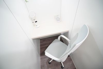 ＜ビズボ東京駅八重洲日本橋No.4＞【OPEN SALE】【換気ファン付完全個室】日本橋駅A7番出口徒歩1分🚃光Wi-Fi - 【ビズボ東京駅八重洲日本橋】