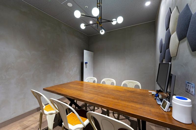 548_LULLTECHBEACH-Work渋谷2 548_LULLTECH BEACH-Work渋谷の室内の写真