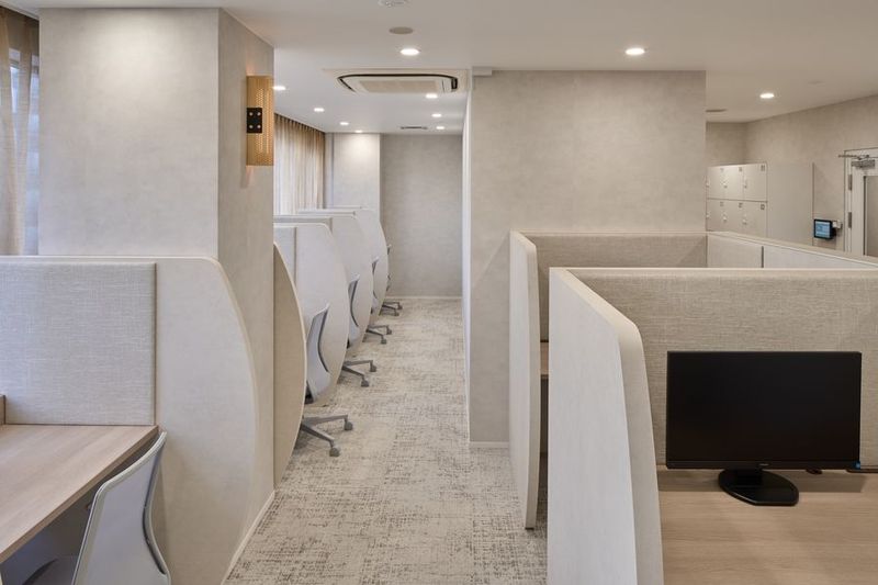 OPEN SPACE 02（フリーアドレス席） - SoloTime 新橋