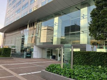 SoloTime 新宿南口 SOFA SEAT 03（4名用オープン席）の外観の写真