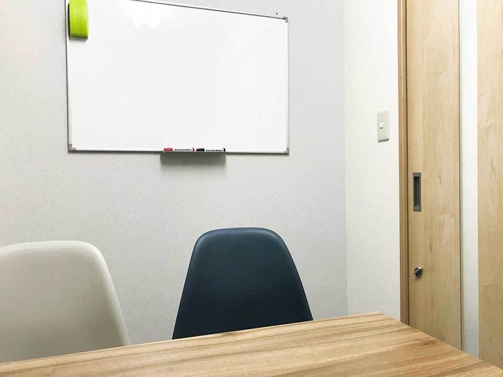 F室 - グレー［〜4名］ - Colormell（カラメル）池袋西口店