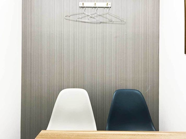 F室 - グレー［〜4名］ - Colormell（カラメル）池袋西口店