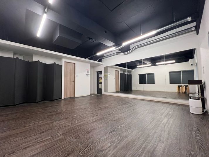 京都三条店 - スタジオDancers 京都三条店