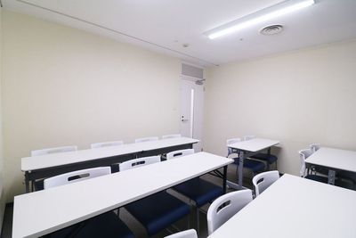 ふれあい貸し会議室 大阪駅前第２ビル ふれあい貸し会議室 梅田No123の室内の写真