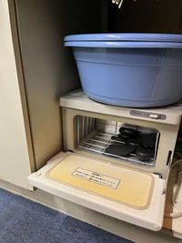 【設備】ホットキャビ、足湯桶
※空焚き厳禁 - シェーン(旧マイサワーン) 快眠ヘッドスパスクールの設備の写真