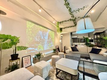 池袋にあるお洒落なスペースです✨
撮影利用も可能です📸 - Relax one 池袋西口 Relax one 池袋西口｜女子会・歓送迎会✨撮影利用📸の室内の写真