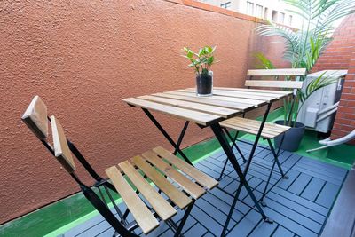 バルコニーにカフェテーブルを設置しました☕️
お天気のいい日にはこちらでもお寛ぎいただけます。 - アーバンスペース大手町 ✨【 貸し会議室】アーバンスペース神田大手町✨の室内の写真