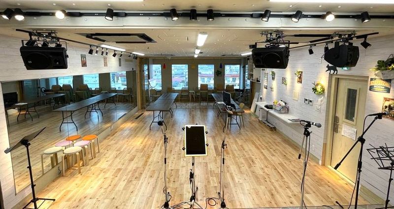 防音室(40畳 50人着席) - レンタルスペース リズムねこ (Rhythm Neko)