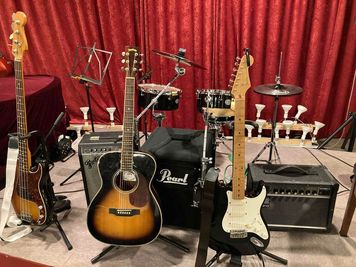 店内使用可能楽器 - MJはうす ライブ･イベントスペース＆モンゴル料理「MJはうす」の設備の写真