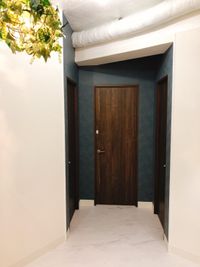 上野アメ横撮影スタジオStudio apps Broom　ボタニカル調の空間の入口の写真